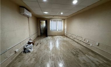 Consultorios planta alta de 40 m2 por el. Mercado 28 - Cancún