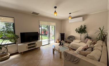 CASA EN BRISAS DEL PARQUE