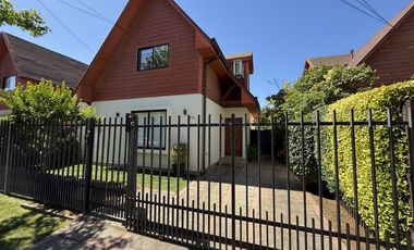 CASA EN BRISAS DEL PARQUE