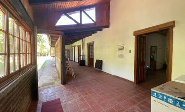 CASA+ LOCAL EN PARCELA EN COLBÚN