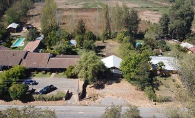 CASA+ LOCAL EN PARCELA EN COLBÚN