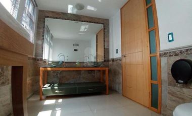 Oficina comercial en renta en Hípico, Metepec, México