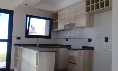 Casa en venta - 3 Dormitorios 2 Baños - Mar del Plata