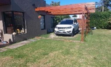 Casa en venta - 3 Dormitorios 2 Baños - Mar del Plata