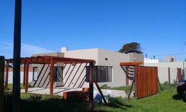 Casa en venta - 3 Dormitorios 2 Baños - Mar del Plata