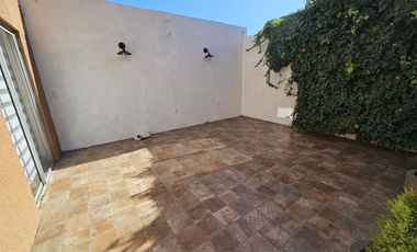 CASA EN CONDOMINIOS ALTOS DE LIRCAY