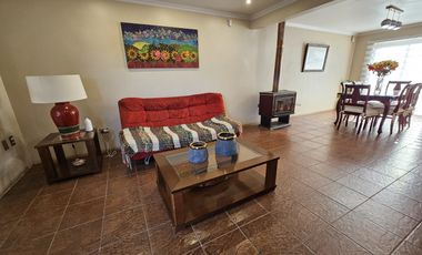 CASA EN CONDOMINIOS ALTOS DE LIRCAY