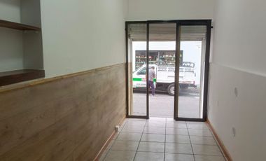 LOCSL EN RENTA EN PLENO  CENTRO DE AMBATO
