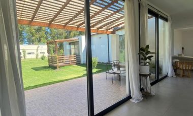 Moderna Casa en Chacras de San Andrés, San Andrés de Giles