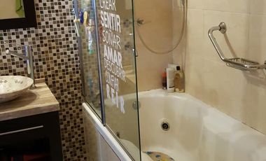 Casa en Venta, 5 amb, 3 dorm. APTA CRÉDITO. De Pinedo 336 Bernal Centro. Pileta, parque y quincho