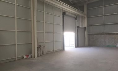 BODEGA EN RENTA DE 1,050 m2 NUEVA EN PARQUE INDUTRIAL EN CELAYA, GTYO. MÉXICO
