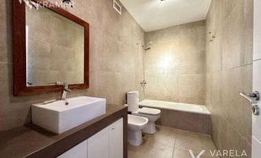 PH en alquiler en Las Lomas, Beccar