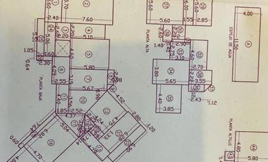 Casa de 8 ambientes con costa de lago en Santa Clara.