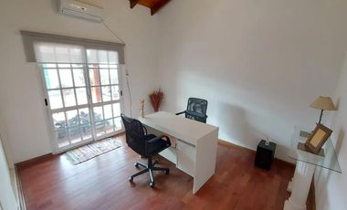 Casa en alquiler - 3 Dormitorios 1 Baño - Quilmes