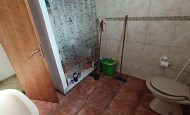 Casa en venta - 6 Dormitorios 3 Baños - Córdoba