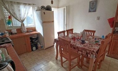 Casa en venta - 6 Dormitorios 3 Baños - Córdoba