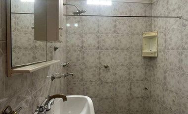 Casa en venta - 6 Dormitorios 3 Baños - Córdoba