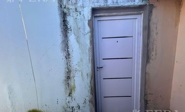 Venta PH 2 ambientes con patio en Monte Chingolo