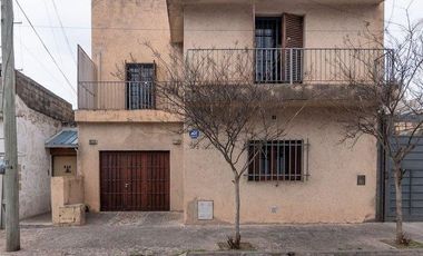 Casa en venta - 3 Dormitorios 2 Baños - Córdoba