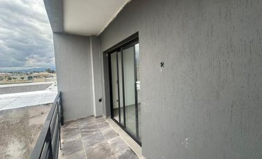 Casa tipo duplex en Bº vista oliva Maipu