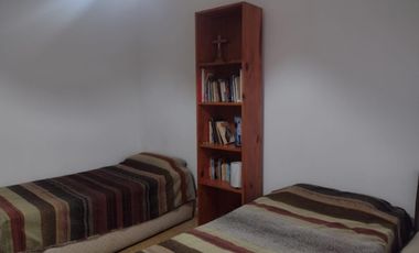 Casa en alquiler temporal - 3 Dormitorios 2 Baños - Miramar