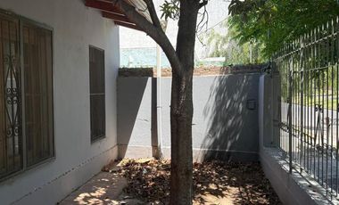 Casa de 2 dormitorios carca de centro de Neuquén