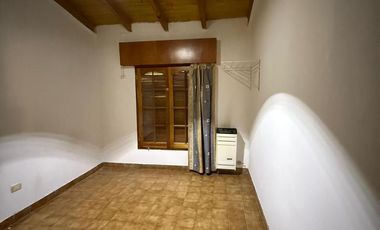 Casa de 2 dormitorios carca de centro de Neuquén