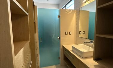 CASA EN RENTA LOMAS DE ANGELOPOLIS