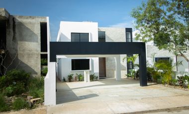 CASA EN VENTA MERIDA, CONKAL, PRIVADA MANANTIALES , CASA TOH, ENTREGA INMEDIATA