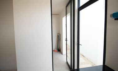 CASA EN VENTA MERIDA, CONKAL, PRIVADA MANANTIALES , CASA TOH, ENTREGA INMEDIATA