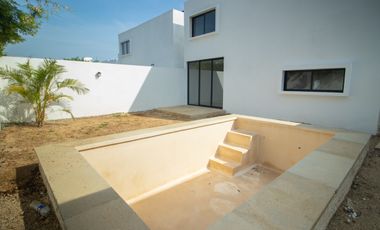 CASA EN VENTA MERIDA, CONKAL, PRIVADA MANANTIALES , CASA TOH, ENTREGA INMEDIATA