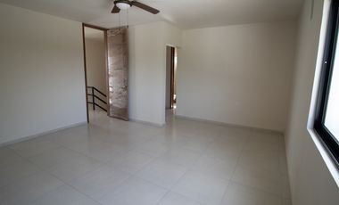CASA EN VENTA MERIDA, CONKAL, PRIVADA MANANTIALES , CASA TOH, ENTREGA INMEDIATA