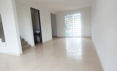 Casa en Venta con alberca en Xochitepec, Morelos