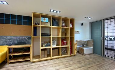 EXCLUSIVA RESIDENCIA EN MODERNO CONDOMINIO