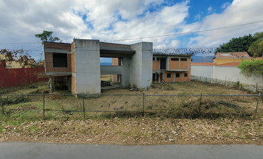 Casa en venta frente a Fraccionamiento La Orduña- 2,500 m2 de Terreno