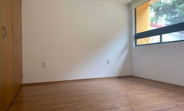 CASA EN RENTA EN CASTORENA CONDOMINIO HORIZONTAL