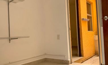 CASA EN RENTA EN CASTORENA CONDOMINIO HORIZONTAL