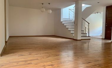 CASA EN RENTA EN CASTORENA CONDOMINIO HORIZONTAL