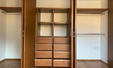 CASA EN RENTA EN CASTORENA CONDOMINIO HORIZONTAL