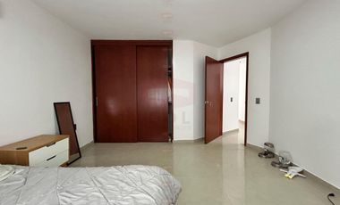 LAS ALAMEDAS CASA EN VENTA FRENTE A PARQUE