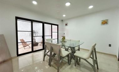 LAS ALAMEDAS CASA EN VENTA FRENTE A PARQUE