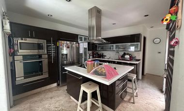 CASA EN VENTA EN PEDREGAL 1