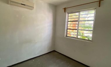 Departamento en Venta en Bosques de los Nogales, Salinas, Nuevo León.