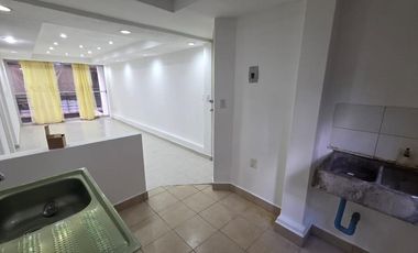 Venta de departamento en Av. unión , con balcón
