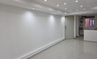 Venta de departamento en Av. unión , con balcón