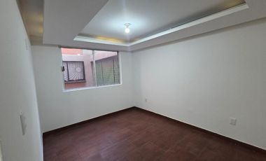 Venta de departamento en Av. unión , con balcón