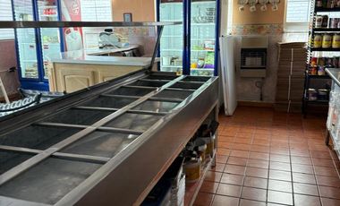 LOCAL COMERCIAL EN COLONIA PANAMERICANA