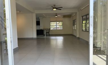 Alquiler de Casa en Clayton