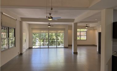 Alquiler de Casa en Clayton