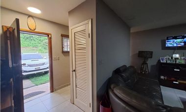 Alquilo Casa de 3 Habitaciones en Villas de Howard